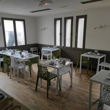 A L'Oree De La Foret Campeneac Ngoại thất bức ảnh